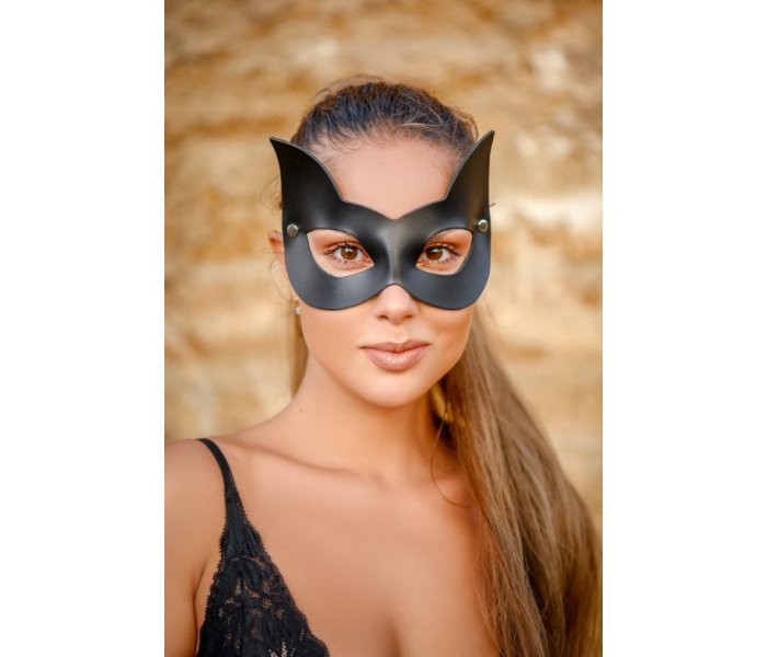 МАСКА С УШКАМИ LADY'S ARSENAL BLACK