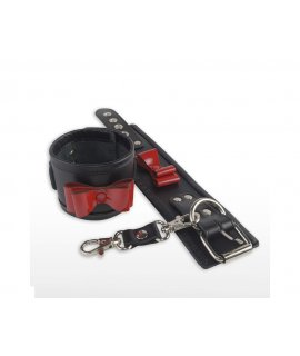 Кожаные наручники с декором  - лаковый красный бантик